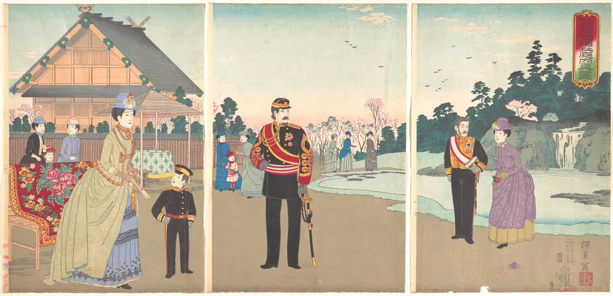True View of the Courtyard of Yasukuni Shrine at the Top of Kudanzaka | Inoue Yasuji - 浮世繪畫廊